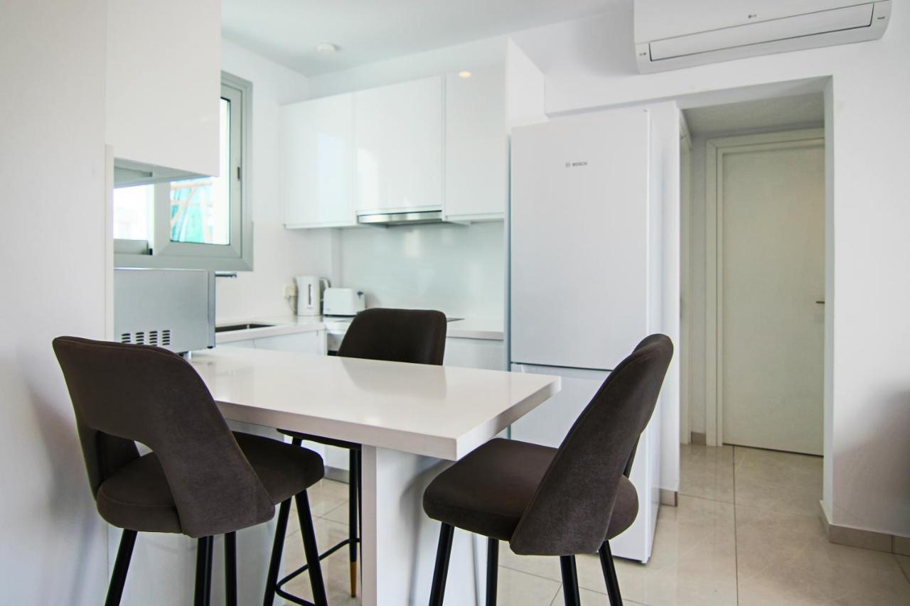 Phaedrus Living - Seaside Executive Flat Harbour 202 Apartman Paphos Kültér fotó